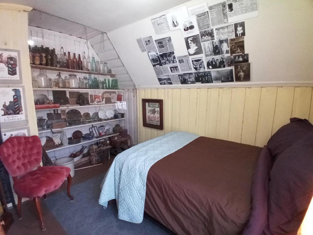 Hotel Historical John Rast House Circa 1875 Roseburg Zewnętrze zdjęcie